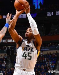 戈贝尔18篮板爵士力克魔术  