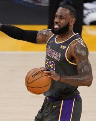  奇才库兹马关键抢断锁定胜局,普尔失误葬送好局