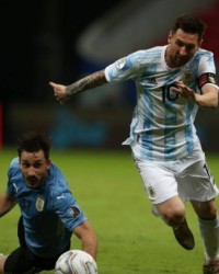  法甲揭幕战巴黎四球横扫 梅西内马尔联袂破门  