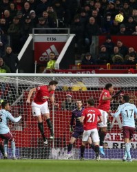  热刺锋线集体哑火，狼队零封对手跃升至前十  