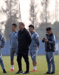  朗斯主场球迷冲突事件，俱乐部遭足协严厉处罚  