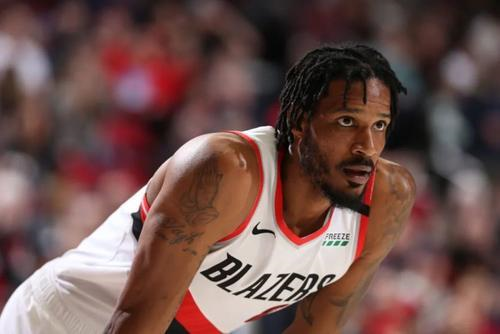  灰熊交易送走莫兰特，换回首轮签及防守悍将  