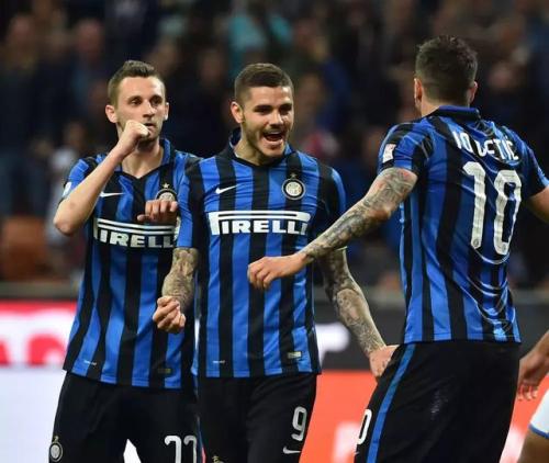  米兰同城德比九万人空场  